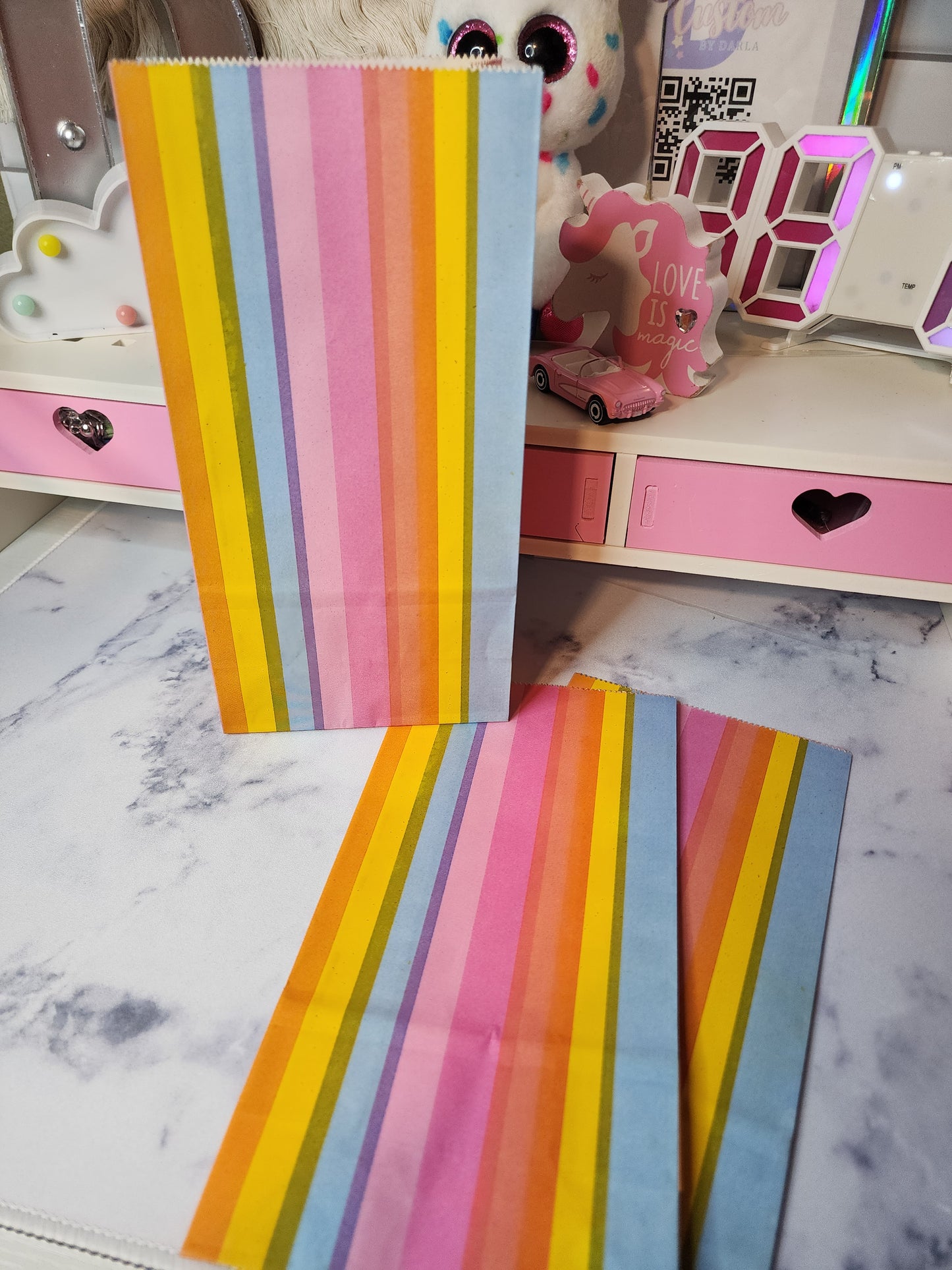 Rainbow lines paper bag 5x11x3in (10pcs)