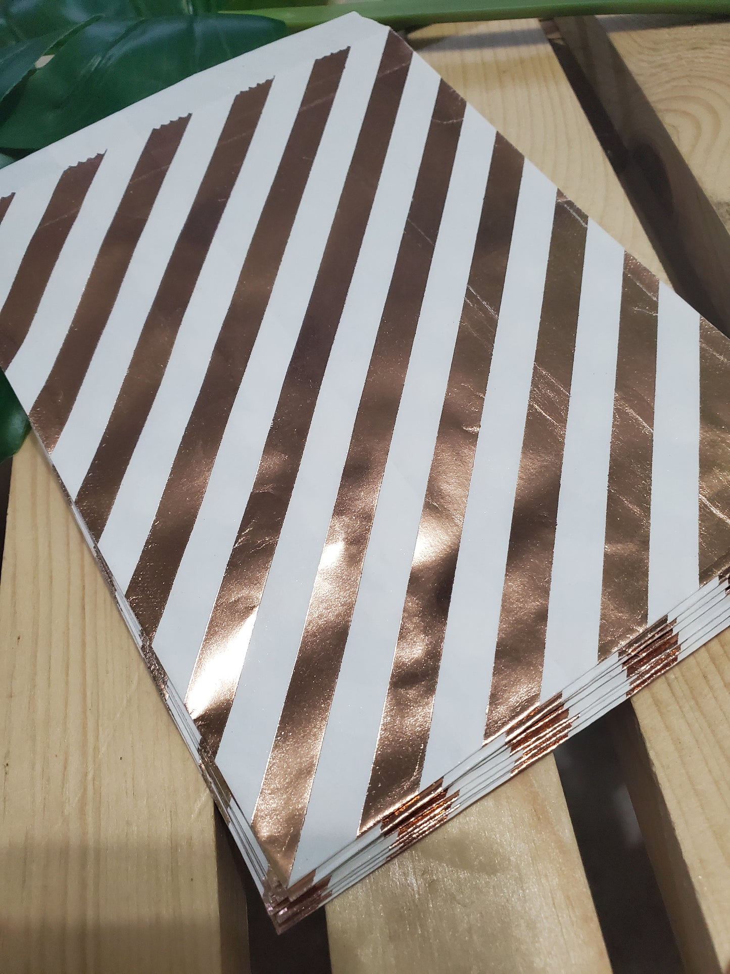 Lineas diagonales rose gold 5x7in