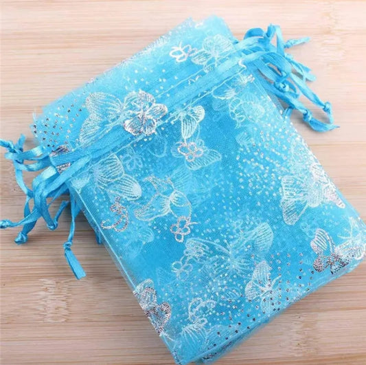 Mariposa Organza 3x4in (varios colores a escoger)