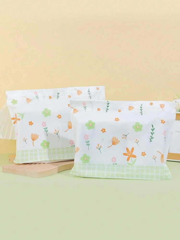 Green mini flowers shopping bag 9x12in